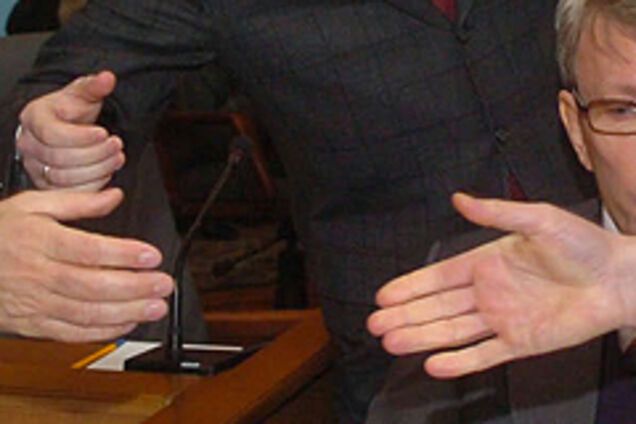 Оппозиция и большинство навели мосты