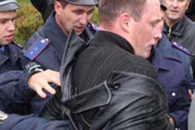 В Крыму «регионалы» сорвали «бандеровский шабаш»