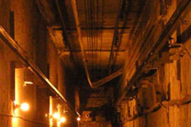 На шахте в Донецке спасают горняков