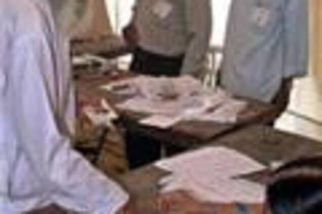 Гитлер или Франкенштейн борются за победу в Индии