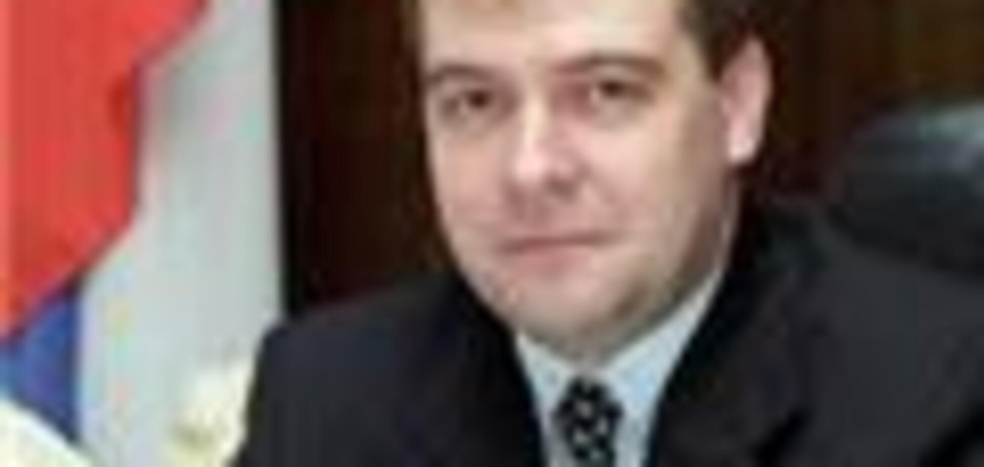 Президент РФ Медведев согласен на любого президента США