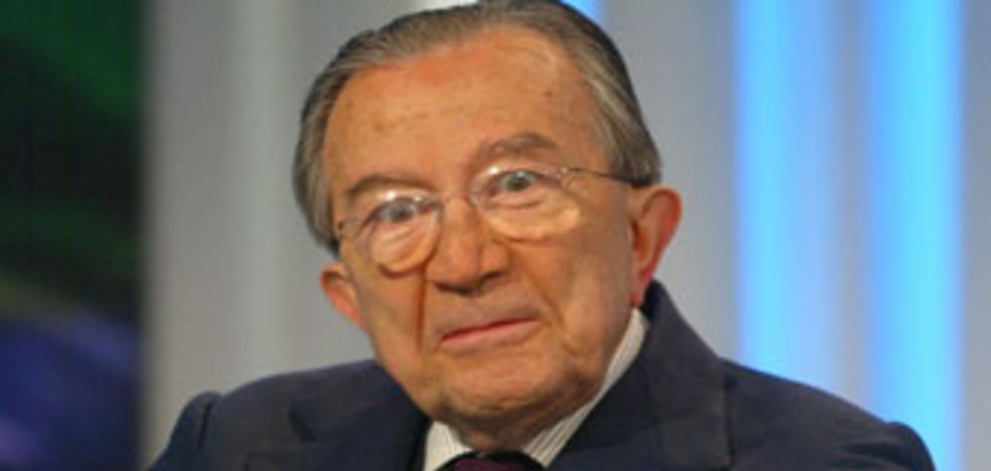 Итальянский сенатор участвовал в похоронах Путина