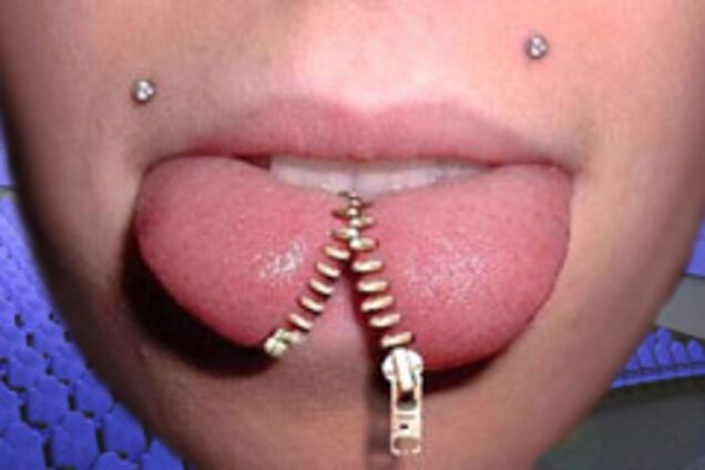 Кина на родном языке не будет: власти против