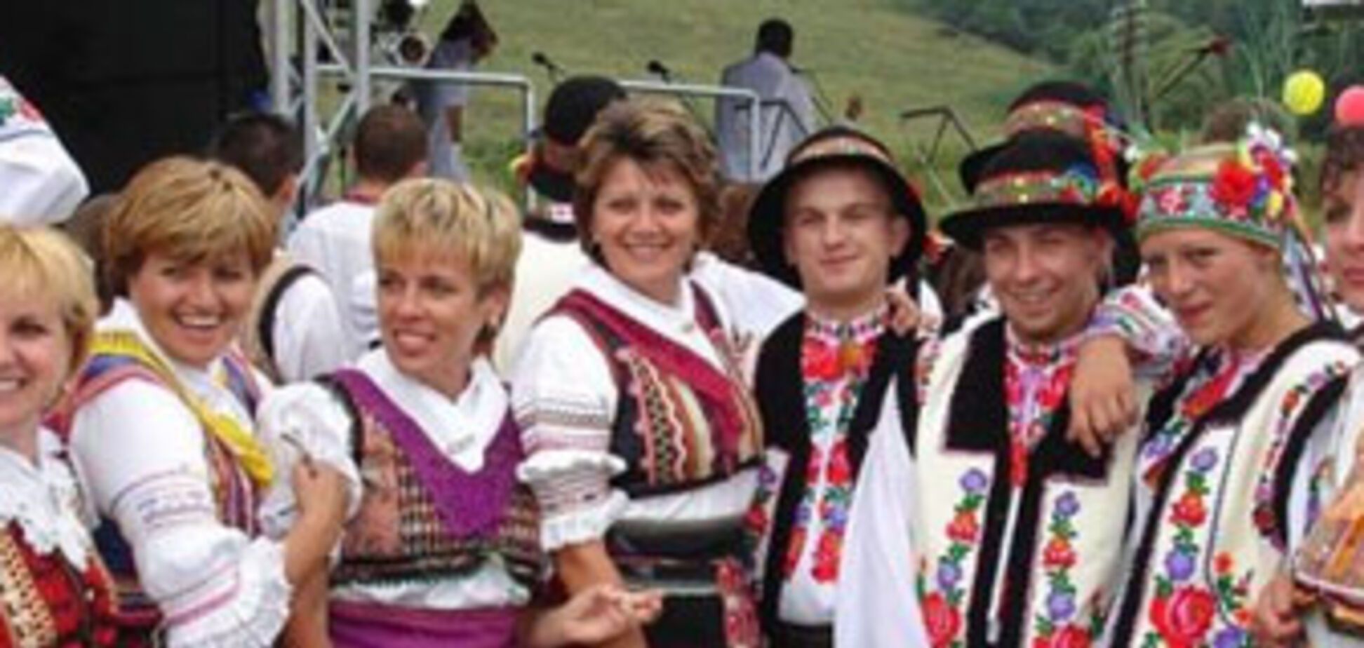 800 тысяч жителей страны не хотят быть украинцами