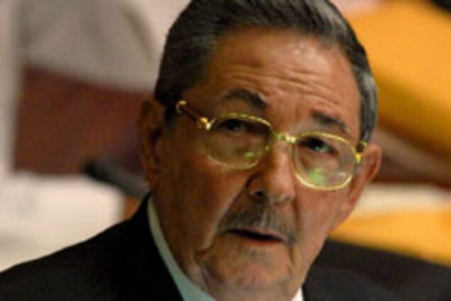 Рауль Кастро взялся исправлять ошибки брата
