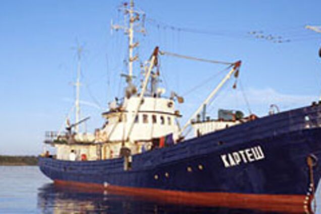 Российское судно захватили пираты