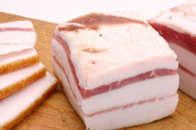 Украинец перевозил наркотики в сале