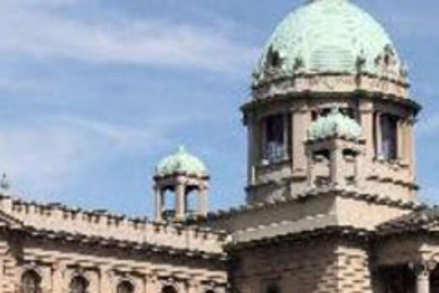 Президент распустил парламент