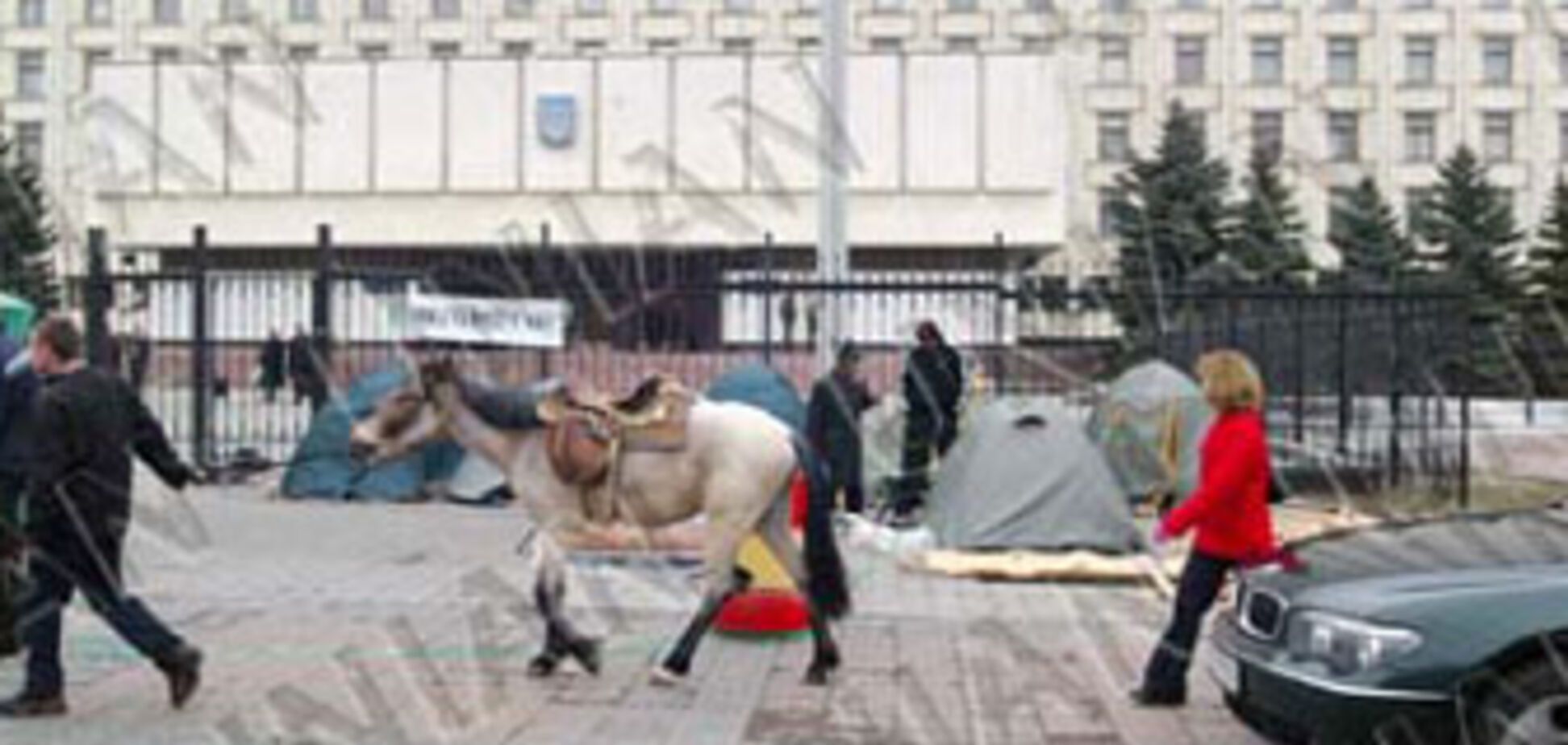 Члены ЦИК уступили Шаповалу