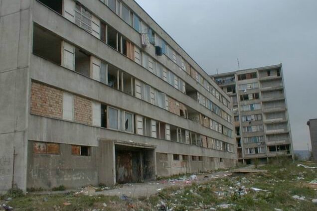 Как живут пражские цыгане? Воруют и жгут...