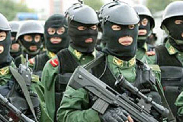 Китай клянется, что убивает не огнестрельным оружием