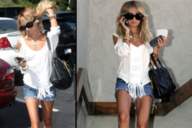 Как вылечить девушку от анорексии? Ответ: оплодотворить!