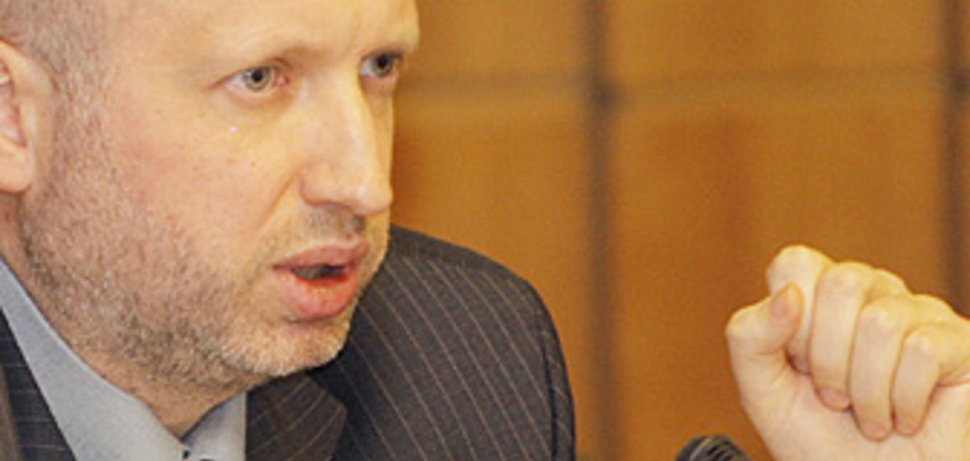 Турчинов «забил» кресло Черновецкого?