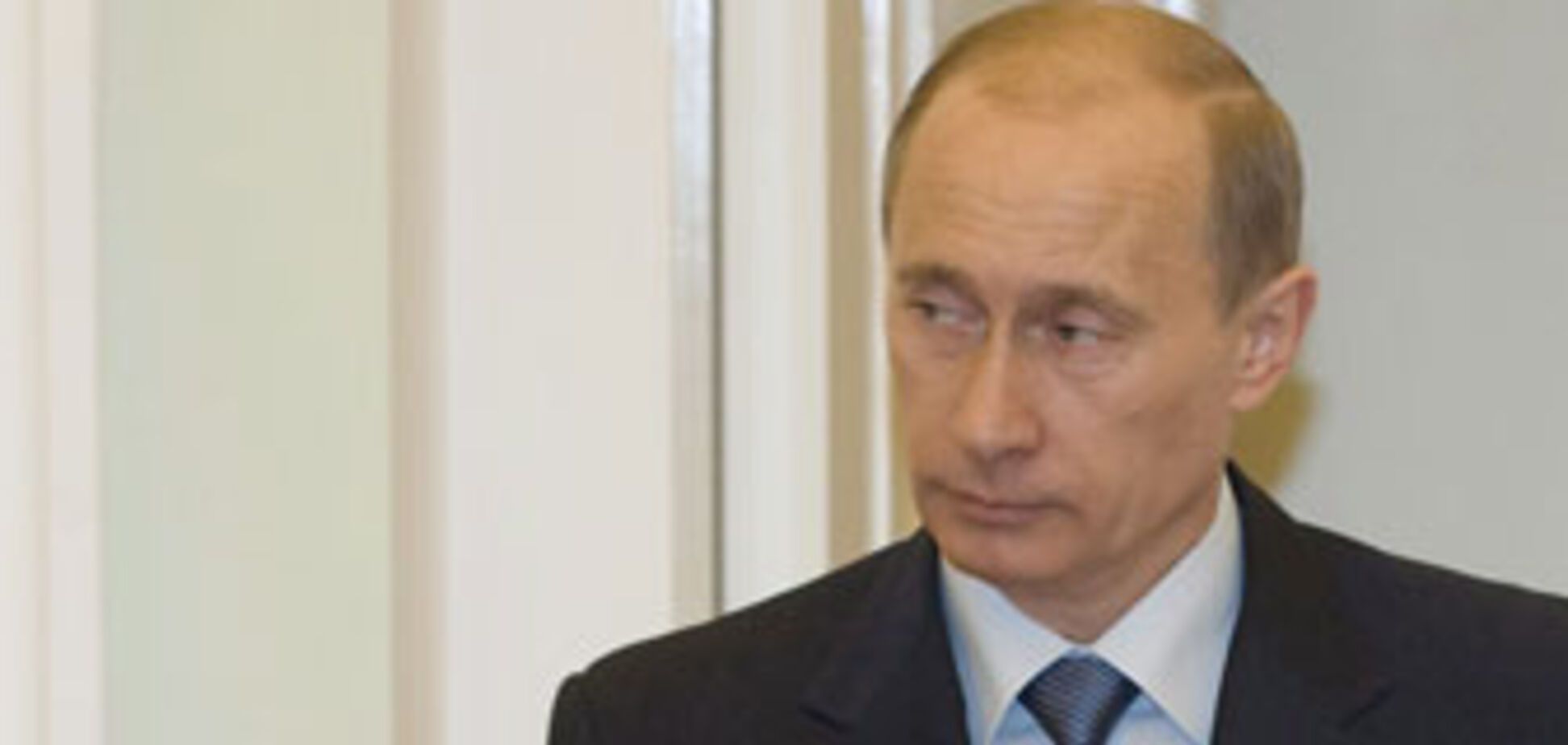 Путин с улыбкой проголосовал за преемника, 2 марта 2008