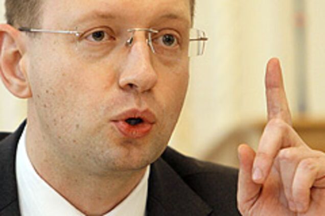 'Известия' роздули Яценюка з пальця