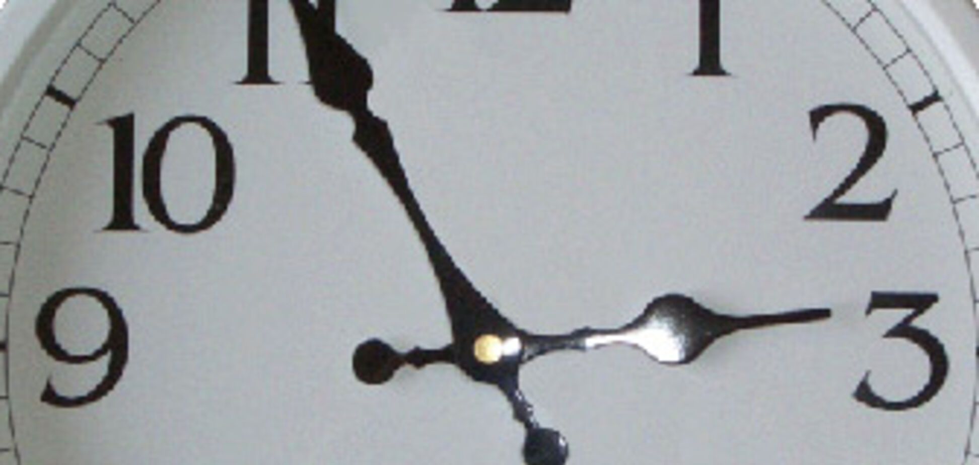 Українські ночі стануть коротшими. Переводимо годинник