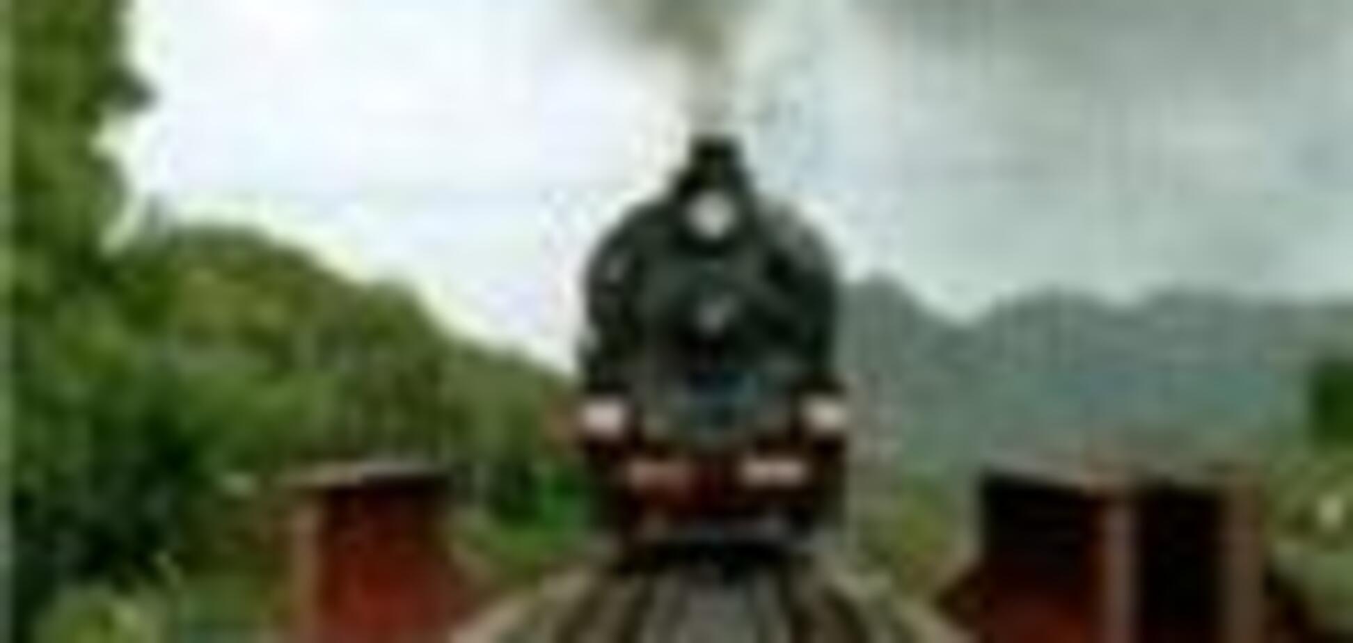 Електропоїзд зім'яв 'Daewoo', є жертви