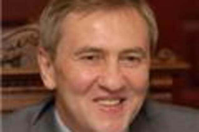 Черновецький не служить ні блакитним, ні помаранчевим