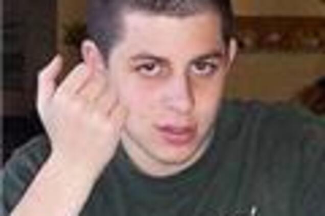 Викрадений два роки тому ізраїльський солдат живий