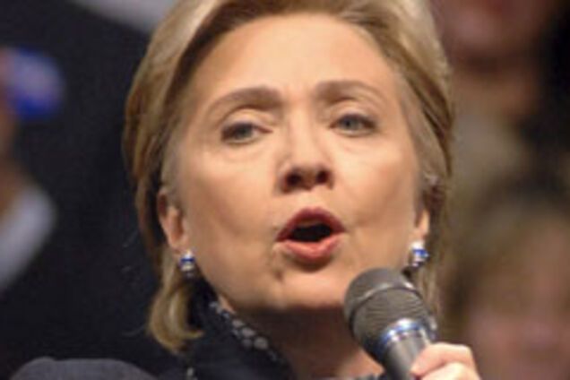 Клинтон оказалась злостным должником