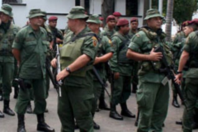 Венесуэла начала наступление на Колумбию