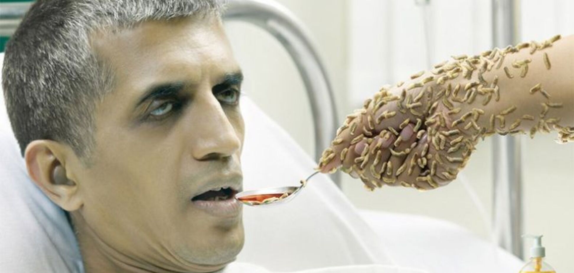 Жесть дня! Мийте руки, перед і після. За їжею не дивитися