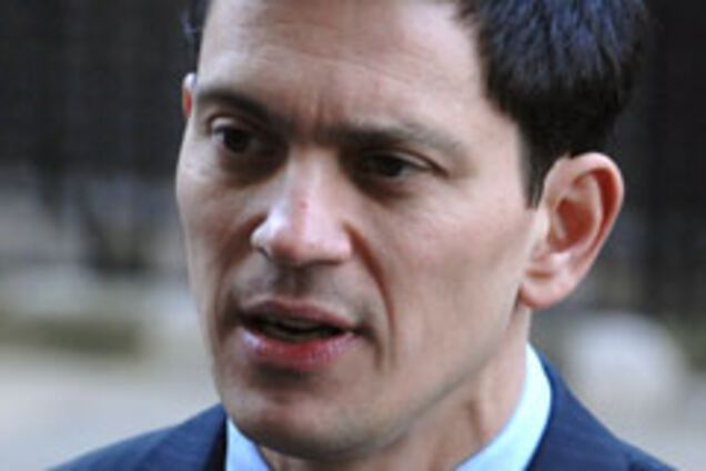 В аэропорту Хитроу потеряли багаж европейского министра