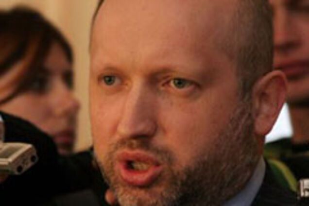 Турчинов обвинил Секретариат в попытке развала коалиции