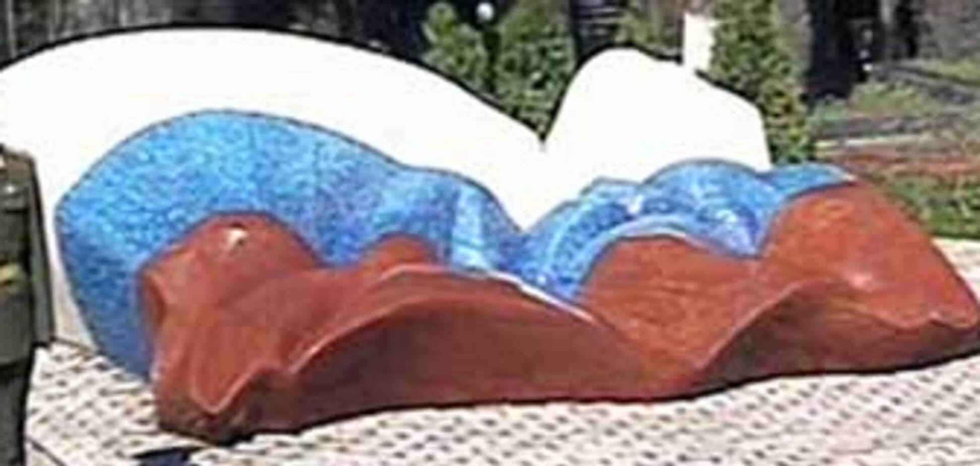 Борису Єльцину поставили пам'ятник