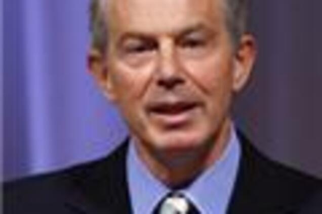 Мільйонер Тоні Блер їздить на поїзді 'зайцем'