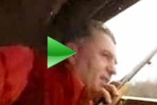 Жириновський любить ... стріляти з вікна поїзда