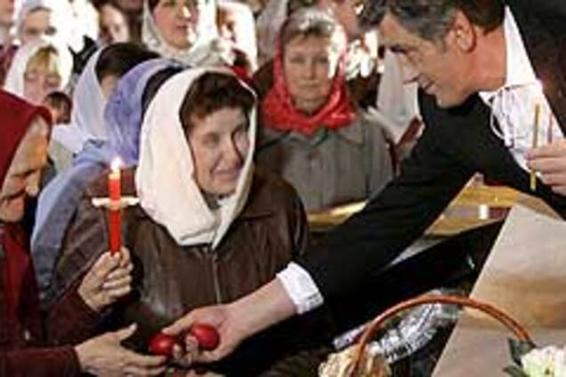 Как празднуют Пасху политики и простые украинцы