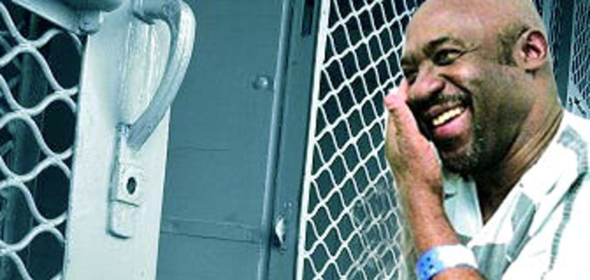 У США несправедливо засуджений провів у в'язниці 27 років