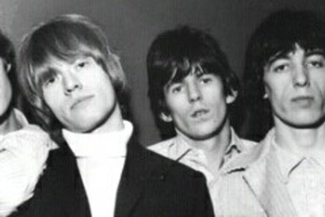 Гитара 'Rolling stones' продана на интернет-аукционе