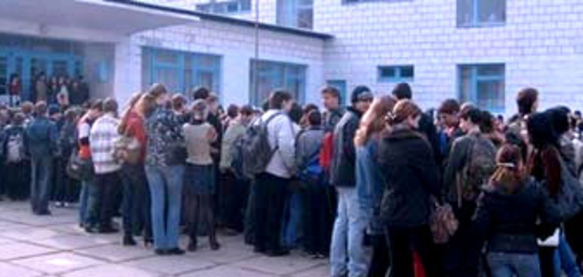 Избитая одноклассницами одесская школьница потеряла память