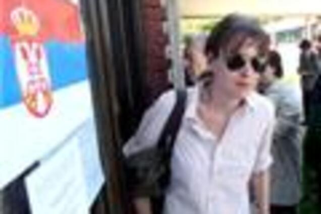 Сербия отложила оглашение результатов выборов