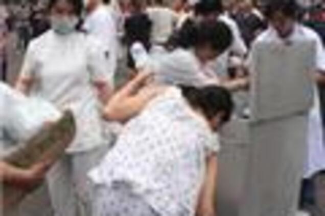 Китай согласился на помощь других стран