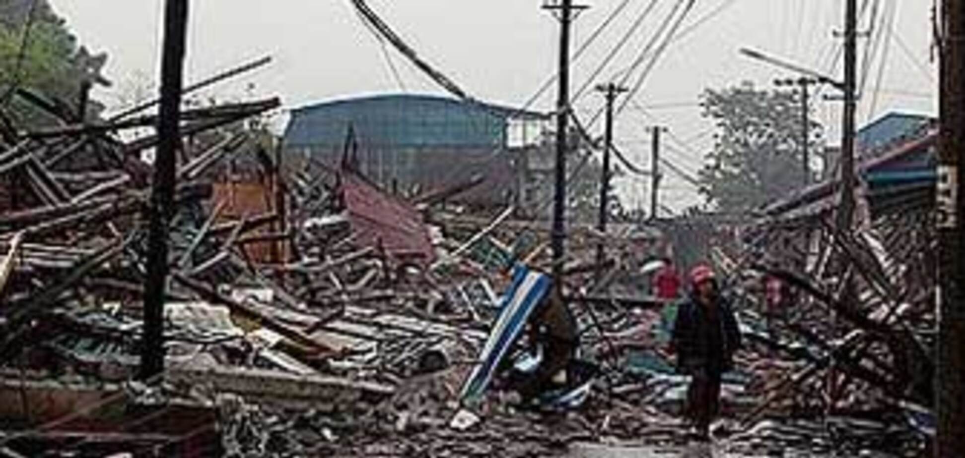 Число жертв землетрясения в Китае выросло до 32 тысяч