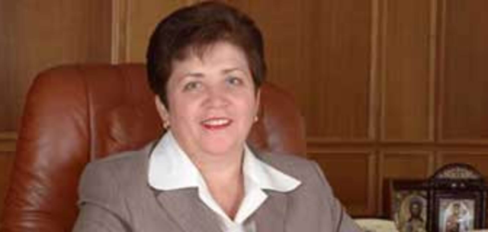 Семенюк пригрела место и никуда не уйдет