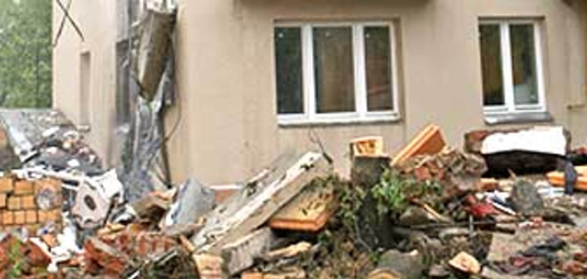 В Харьковской области взорвался пятиэтажный жилой дом