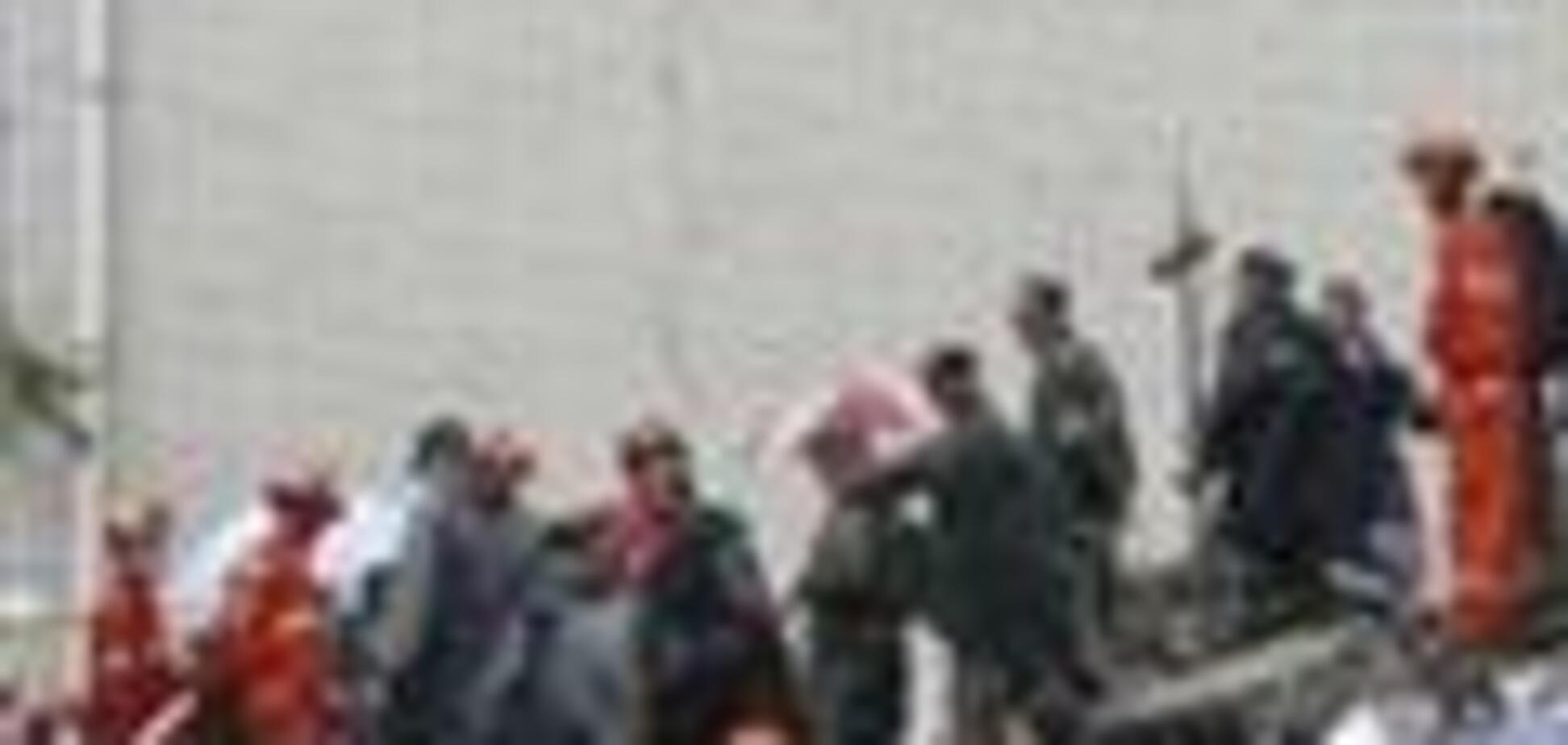 Китаец провел под завалами неделю и выжил