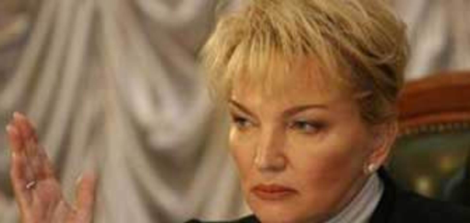 Богатирьова тицьнула Кабмін носом в вакцинацію