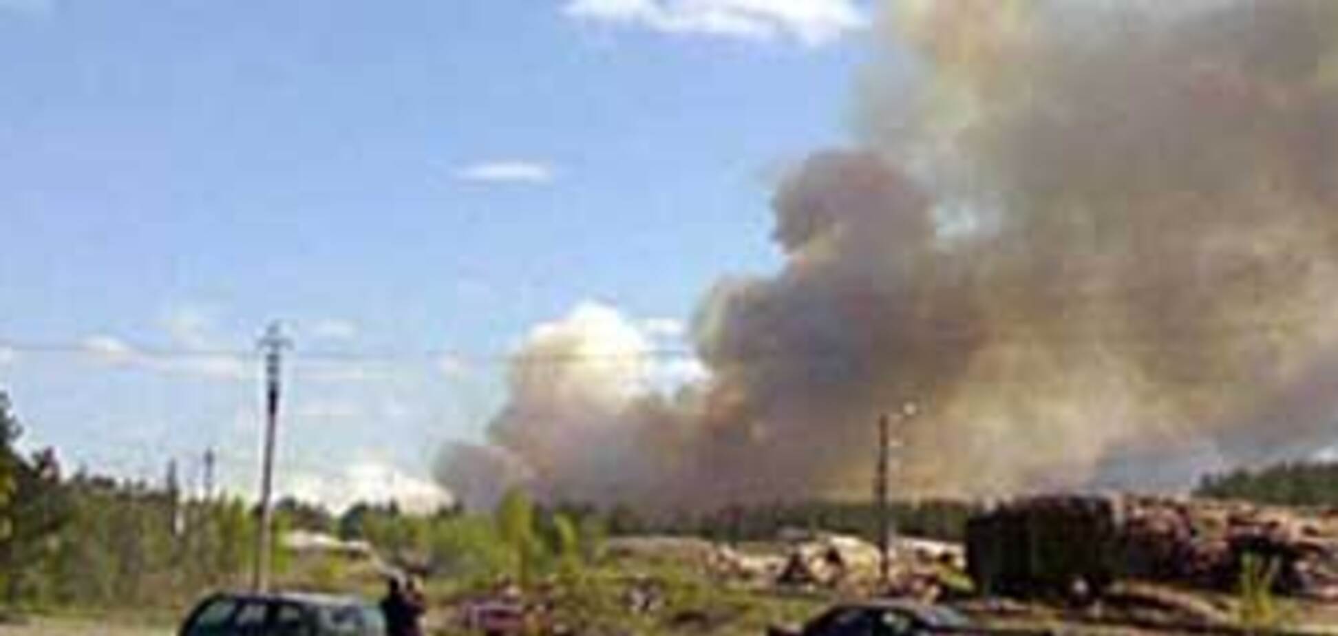 На пожаре взорвались 400 ракет