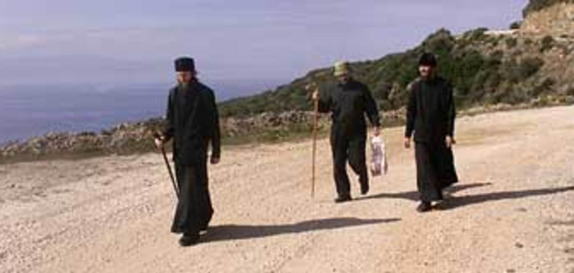 Впервые за 1000 лет осквернен Афон