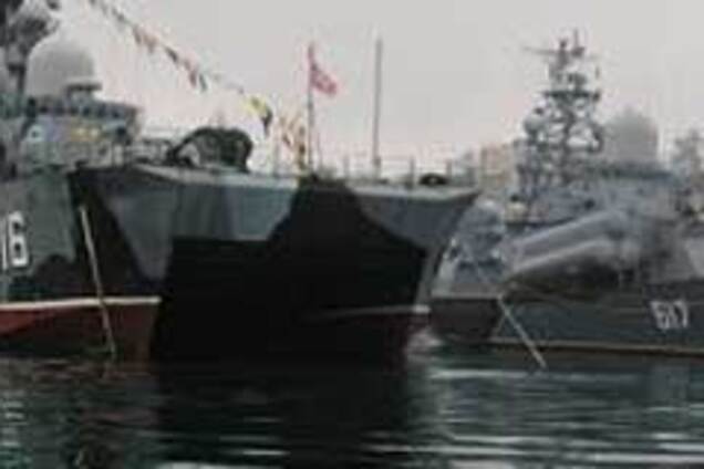 Российский флот отпугивает от Крыма европейских туристов