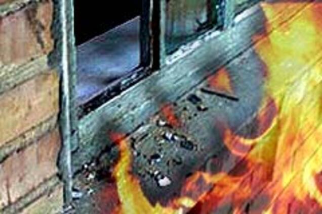 У известного журналиста сожгли дом