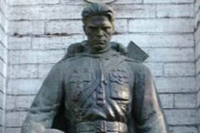 Продолжается суд над защитниками Бронзового солдата 