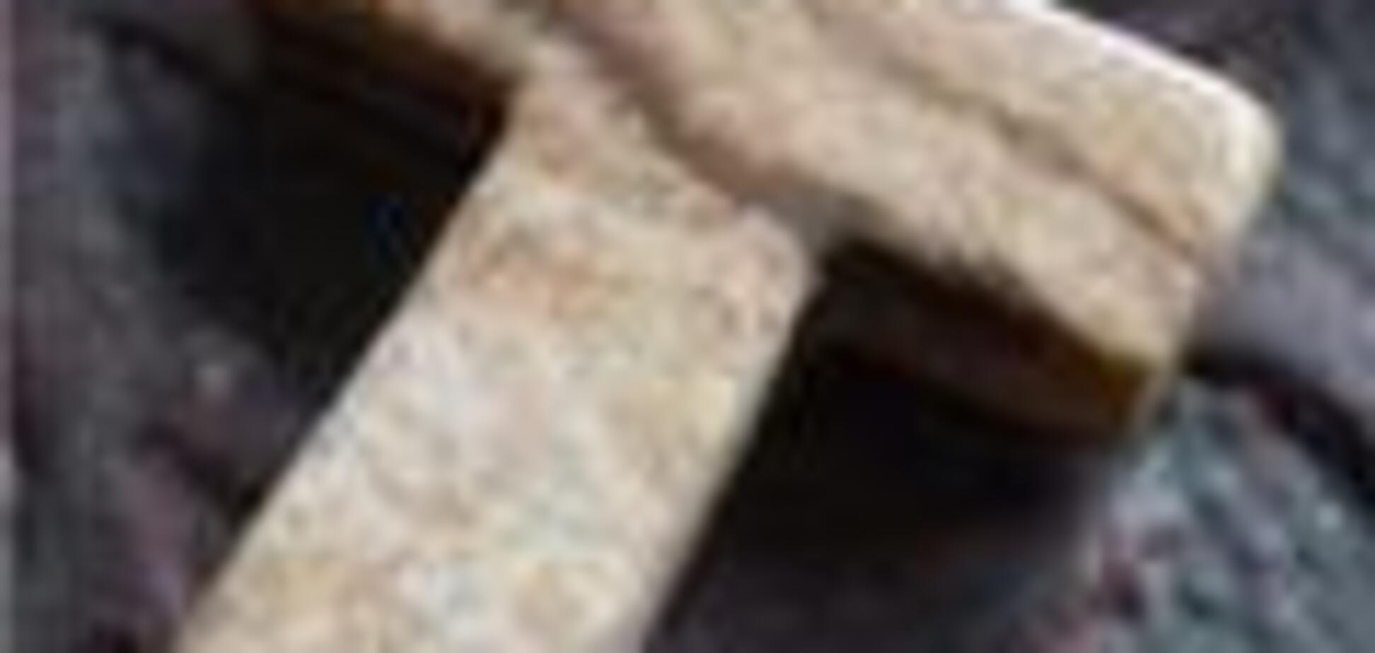 Буш поставив на своєму ранчо хрест