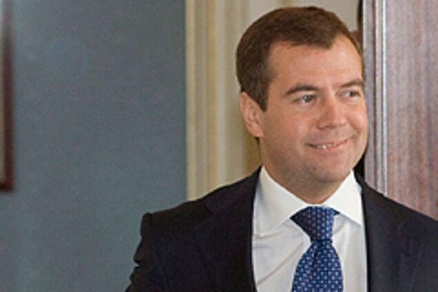 Первый визит Медведев нанесет в Украину
