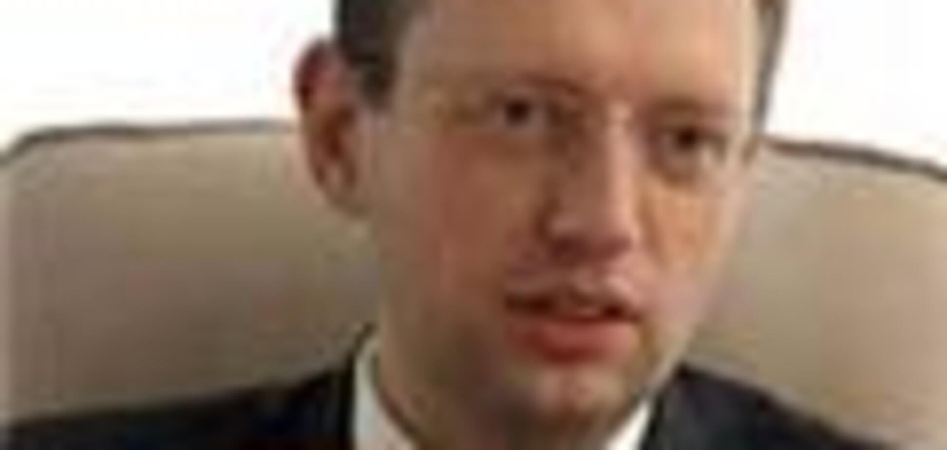 Яценюк презентовал в Остроге свои 'тайны'